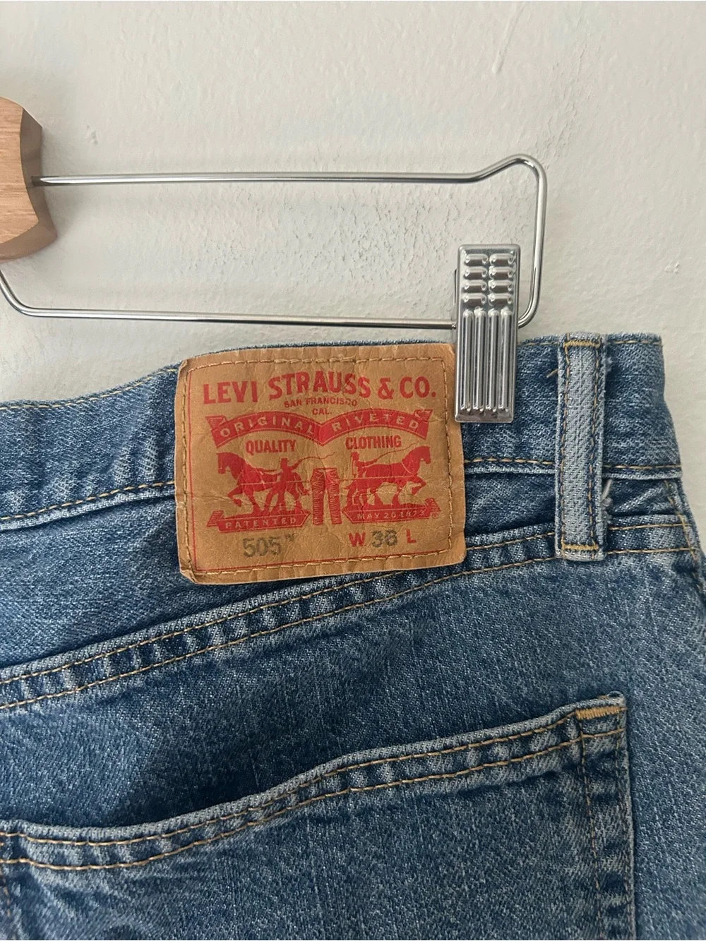 Levi’s 505 Men’s Waist 36 Denim Jean Shorts Classic Blue